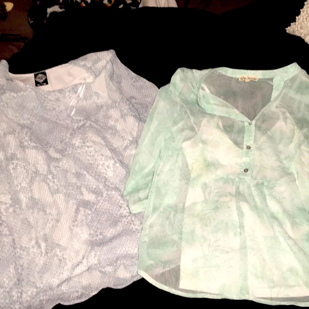 Women’s Blouses